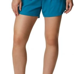 Columbia Women's PFG Tamiami Pull-On Shorts Red Spark