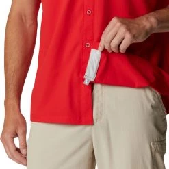 Columbia Men's Georgia Bulldogs Red Slack Tide Button-Down Shirt 12 Columbia Men's Georgia Bulldogs Red Slack Tide Button-Down Shirt -Columbia Sales Store unnamed file 3753