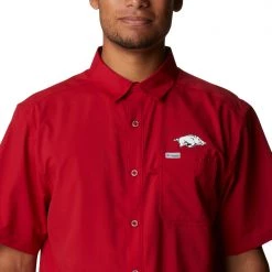 Columbia Men's Arkansas Razorbacks Cardinal Slack Tide Button-Down Shirt -Columbia Sales Store unnamed file 3981